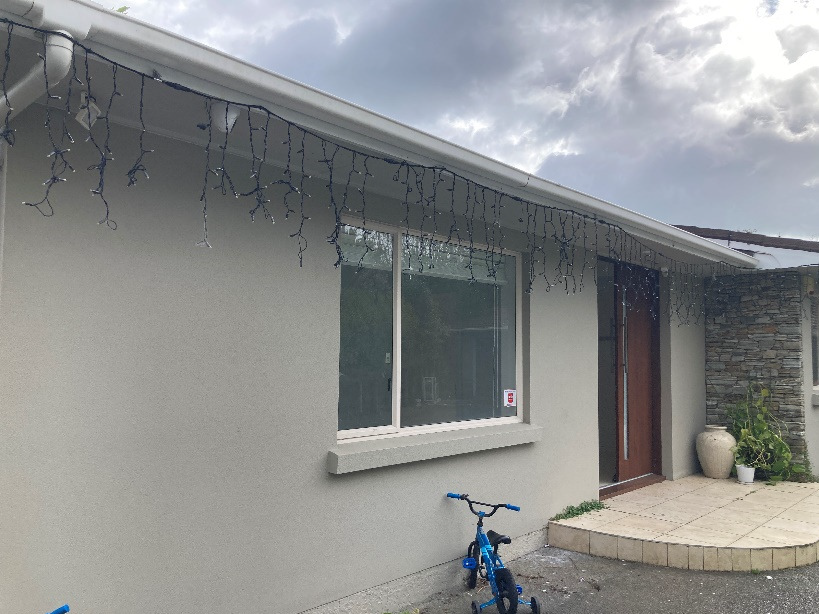 Mortgagee sale, 5 beds 4 baths house with double garage on 8094m2 section, close to Ormiston and Manukau shoppingcentres, motorway access, 378 Redoubt Road, Totara Park, Auckland