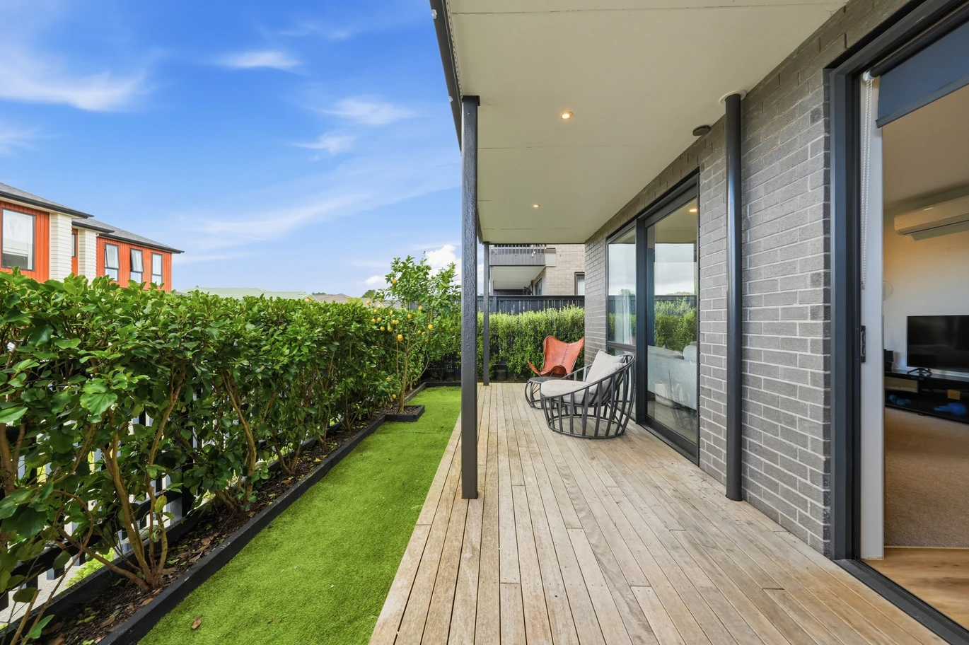 Built by Jalcon Homes, 2 beds 1 bath 1 car park apartment, Positioned on the ground level with its own private courtyard, just a short stroll to the heart of Kumeu, with easy access to Westgate Shopping Centre, SH16 motorway links, zoned for Huapai District School, St Paul’s School, and Massey High School, 3/38 Jane Maree Road Kumeu, Auckland