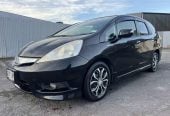 2013 Honda Fit SHUTTLE HYBRID Hatchback Automatic, 5 seats, Black, 1 owner, Petrol, 1,339 cc, 140,902 km