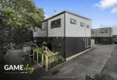 2 beds 1 bath home with car park, located just minutes from Mangere Bridge shops, local cafes, schools, parks, and motorway access, 3/3 Rimu Road, Mangere Bridge, Auckland