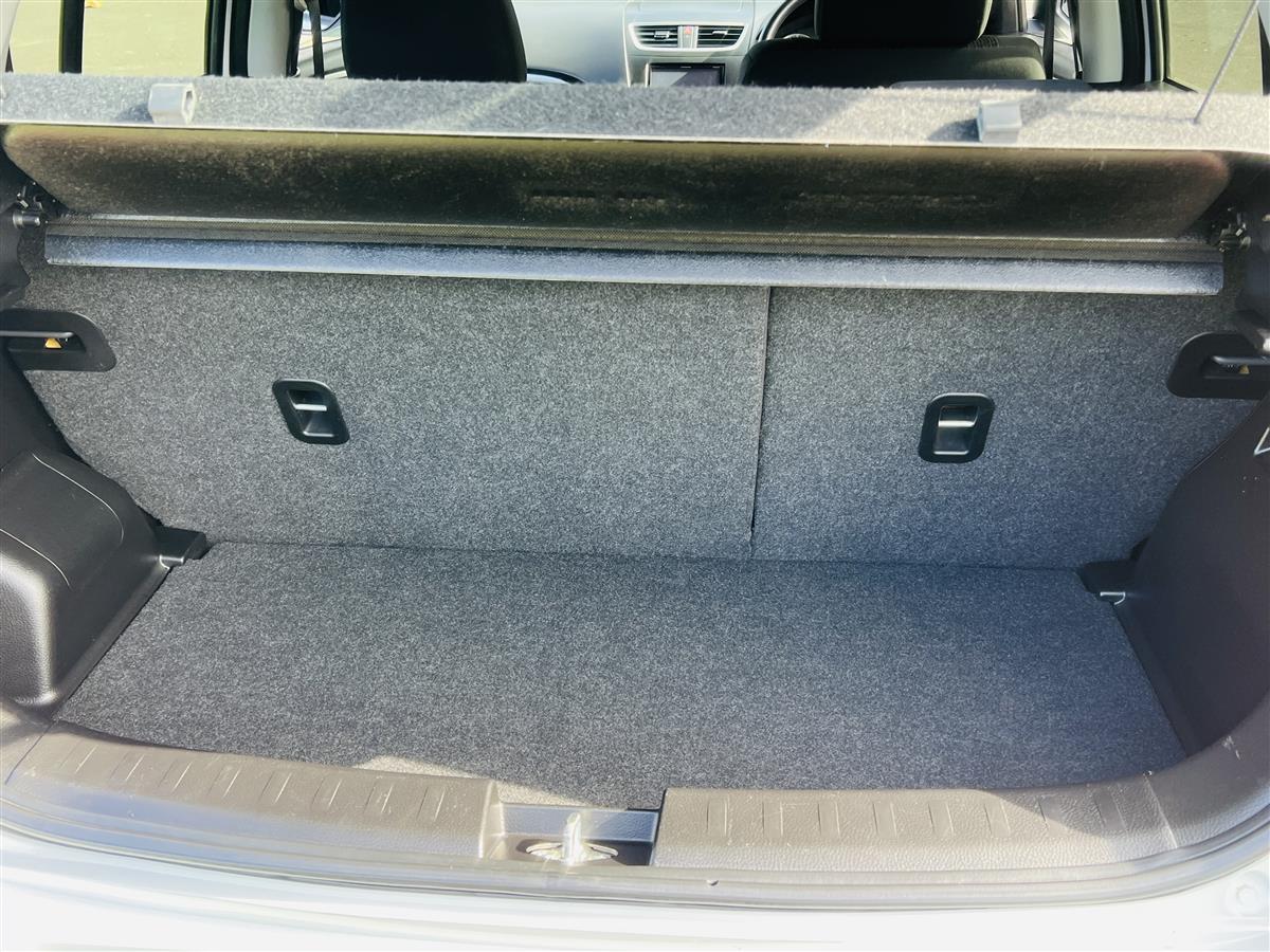 2015 Suzuki Swift Hatchback Automatic, 5 seats, Petrol, 1,200 cc, 54,854 km