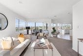 Macleans College zone, 190m2 3 beds 2 baths house with double garage, close to Mellons Bay Beach , MacDonald Walkway and Mcleay Reserve, Howick Village, zoned for Mellons Bay School, Bucklands Beach Intermediate, and Macleans College, 2/9 Colmar Road, Mellons Bay, Auckland
