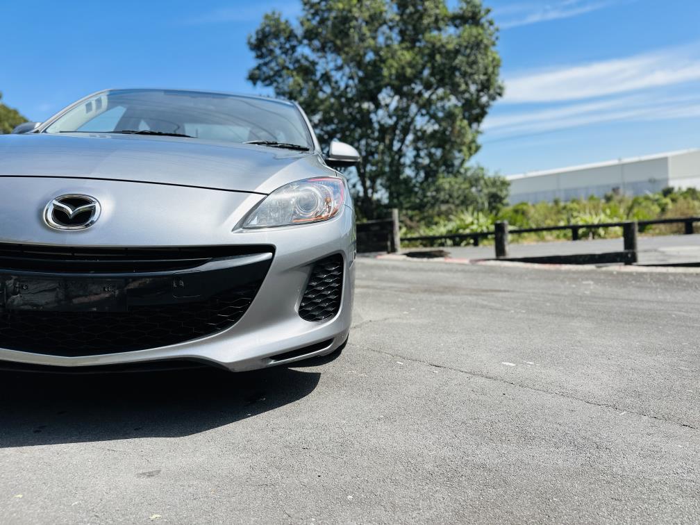 2013 Mazda Axela SPORTS !! ALL NEW TYERS !! Sedan Tiptronic, Silver, 5 seats, New Import, Petrol, 1,500 cc, 73,163 km