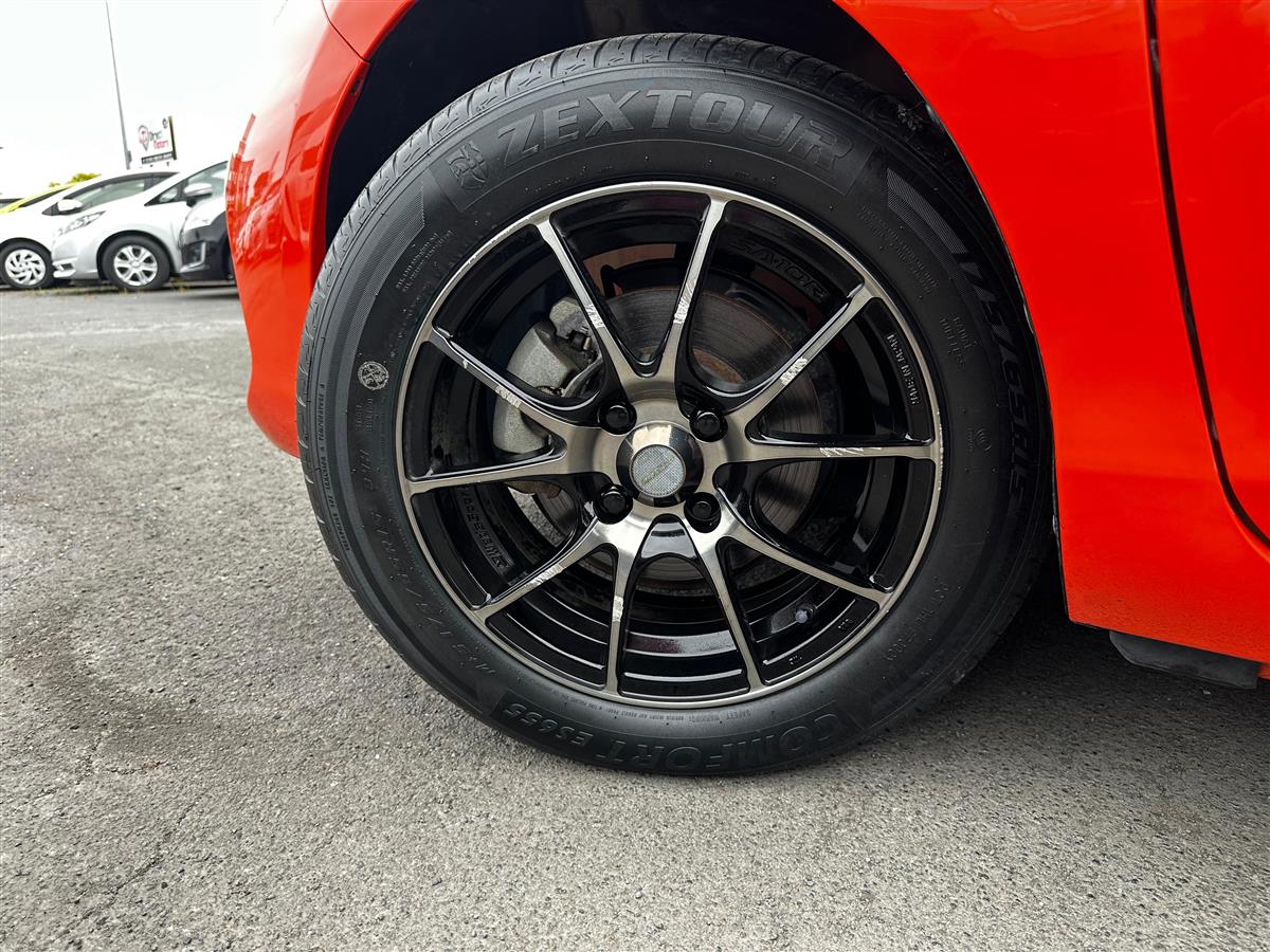 2013 Toyota Aqua HYBRID Hatchback Automatic, Orange, 5 seats, Hybrid, New Import, 1,496 cc, 94,210 km