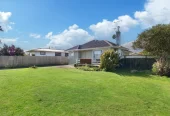 4 beds 1 bath house on 675m2 section, with RC approved for the development of four standalone houses, with individual vehicle crossings, stormwater wastewater onsite. Approved in two stages, you can keep the existing house but build a new one with no rent lost, close to schools, shops, supermarket, 27 James Street Mangere East, Auckland