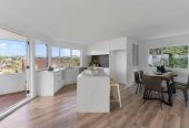 Macleans College zone, 190m2 3 beds 2 baths house with double garage, close to Mellons Bay Beach , MacDonald Walkway and Mcleay Reserve, Howick Village, zoned for Mellons Bay School, Bucklands Beach Intermediate, and Macleans College, 2/9 Colmar Road, Mellons Bay, Auckland