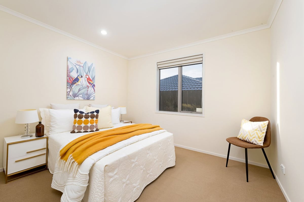 120m2 Brick and tile 3 beds 2 baths house with garage on 351m2 section, just moments from Glen Eden’s vibrant village centre with its array of cafes, shops, and supermarkets. The Glen Eden train station, Zoned for local schools including Glen Eden School and near popular parks like Parrs Park, 23 Anna Lane, Glen Eden, Auckland