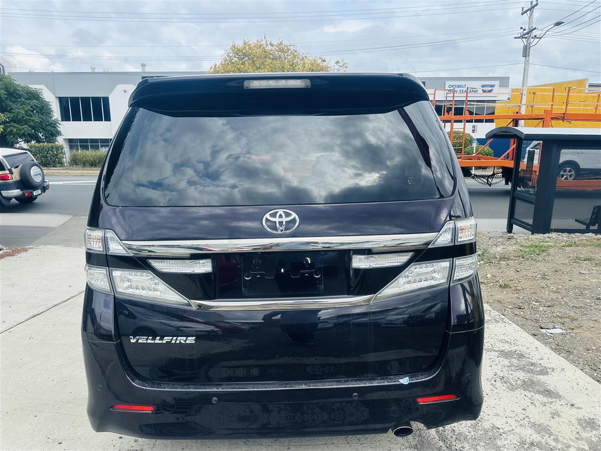 2012 Toyota Vellfire Van Automatic, STOCK CLEARNCE SALE, 7 seats, Petrol, 2,500 cc, 162,000 km