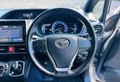 2014 Toyota Voxy HYBRID !! HIGH SPEC !! Van Tiptronic, 7 seats, New Import, Hybrid, 1,800 cc, 99,737 km