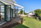 225m2 4 beds 2 baths house with double garage on 741m2 section, zoned for Cockle Bay School, Shelly Park School, Somerville Intermediate and Howick College. close to Meadowlands Shopping Centre, Botany Town Centre, 6 Sharples Place, Somerville, Auckland