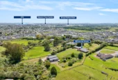 Over 300m2 4 beds 3 baths house with triple garage and a huge standalone workshop on 1.118 ha section, minutes from key transport routes, town amenities, schools, and shopping centres, 38 Lauren Grove Papakura, Auckland