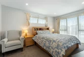 327m2 7 beds ( 5 ensuites) 6.5 baths house with double garage and 2-beds granny, total 6 car parks, close to schools, shopping centre, easy motorway access, 47 Koromeke Street Flat Bush, Auckland