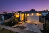 Vendors relocating, 165m2 4 beds 3 baths house with double garage on 330m2 section, ceiling speakers with background music integration, central ventilation, moments from Great South Road, motorway connections, zoned for Opaheke School, 33 Farranfore Road, Opaheke, Auckland