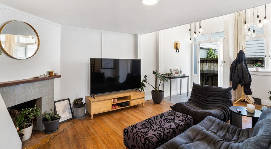 Home and Income – Renovated Two Dwellings on 1 Title, Dwelling 1: 1 bed + Two additional rooms upstairs 1 bath kitchen and Living & Dining, Dwelling 2: 1 bed Modern Bathroom & Kitchen, Separate Power & Water Meter – Totally independent, Just a stone’s throw from Sandringham Village, Walk to St Luke’s Shopping Mall, Easy access to motorways & the city, 1D Calgary Street, Sandringham, Auckland