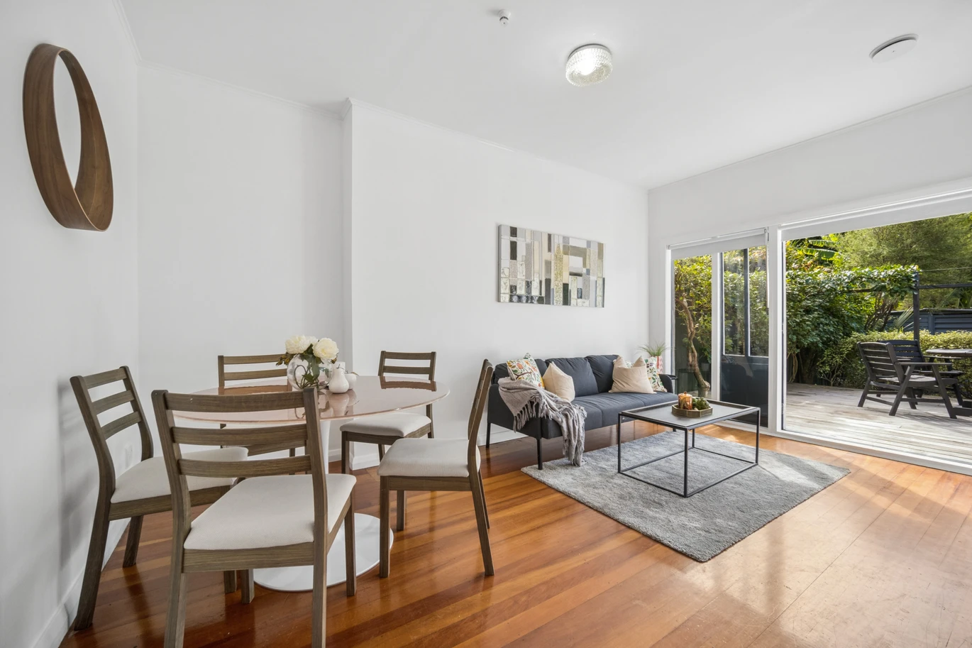 Brick and tile 2 beds 1 bath duplex home with a private backyard on 503m2 section, zoned for Waterview School, Avondale Intermediate and Avondale College, close to shops, public transport, motorway access, parks and scenic walkways, 9 Oakley Avenue, Waterview, Auckland