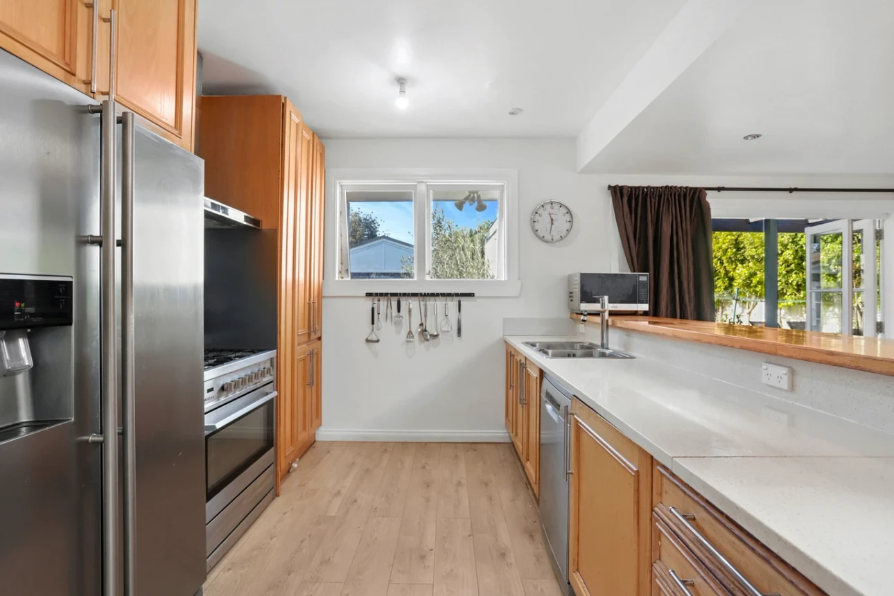 Must sell, 4 beds 1 bath house on 890m2 section, Concept plans are already available, Enjoy effortless access to WestCity, local amenities, and transport links. The vendors are highly motivated and ready to meet the market. ALL CONJUNCTIONALS WELCOME, 15 Kingdale Road, Henderson, Auckland