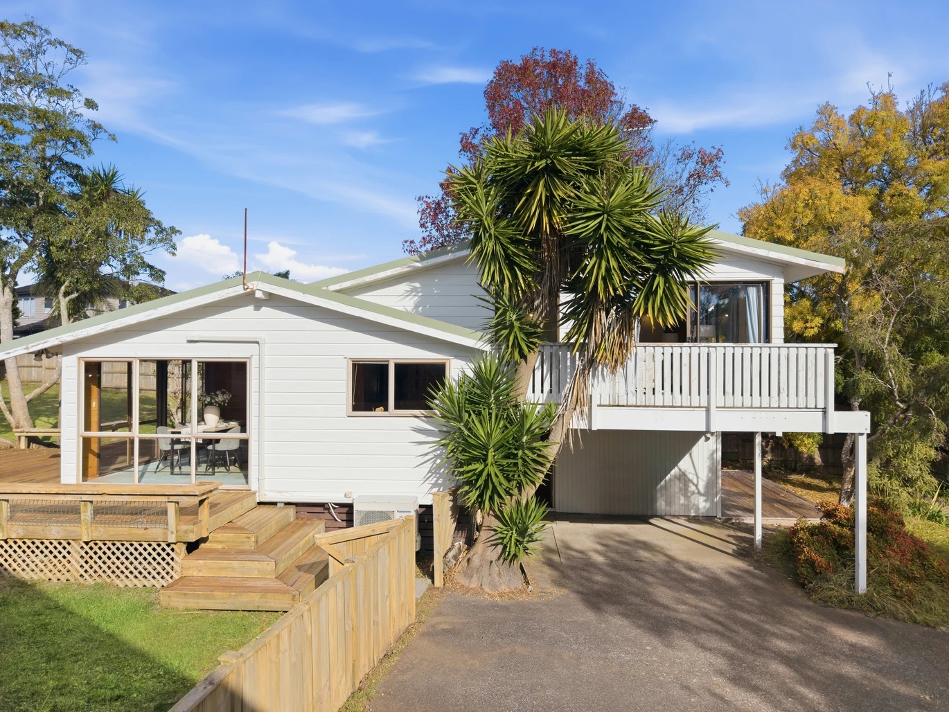 1009m2 section, 2 beds 1 bath house with carport, close to shools, shopping centres, zoned for Howick Intermediate, Owairoa School, Howick College, Star of the Sea School, and Sancta Maria College, 15 Baird Street Howick, Auckland