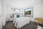 Standalone 4 beds 2.5 baths home with garage, close to schools, shopping centres, parks, easy motorway access, 52B Kimpton Road Papatoetoe, Auckland
