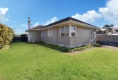 4 beds 1 bath house on 675m2 section, with RC approved for the development of four standalone houses, with individual vehicle crossings, stormwater wastewater onsite. Approved in two stages, you can keep the existing house but build a new one with no rent lost, close to schools, shops, supermarket, 27 James Street Mangere East, Auckland