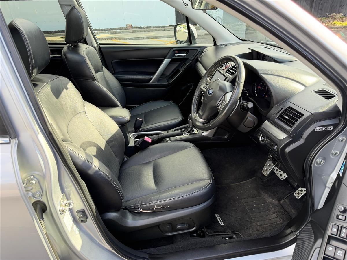2014 Subaru Forester XT DIT TURBO**Sunroof**Adaptive Cruise Control**Electric Seats**AWD**Leather & Heating Seats** Station Wagon Automatic, Silver, 5 seats, Petrol, 1,998 cc, 97,016 km