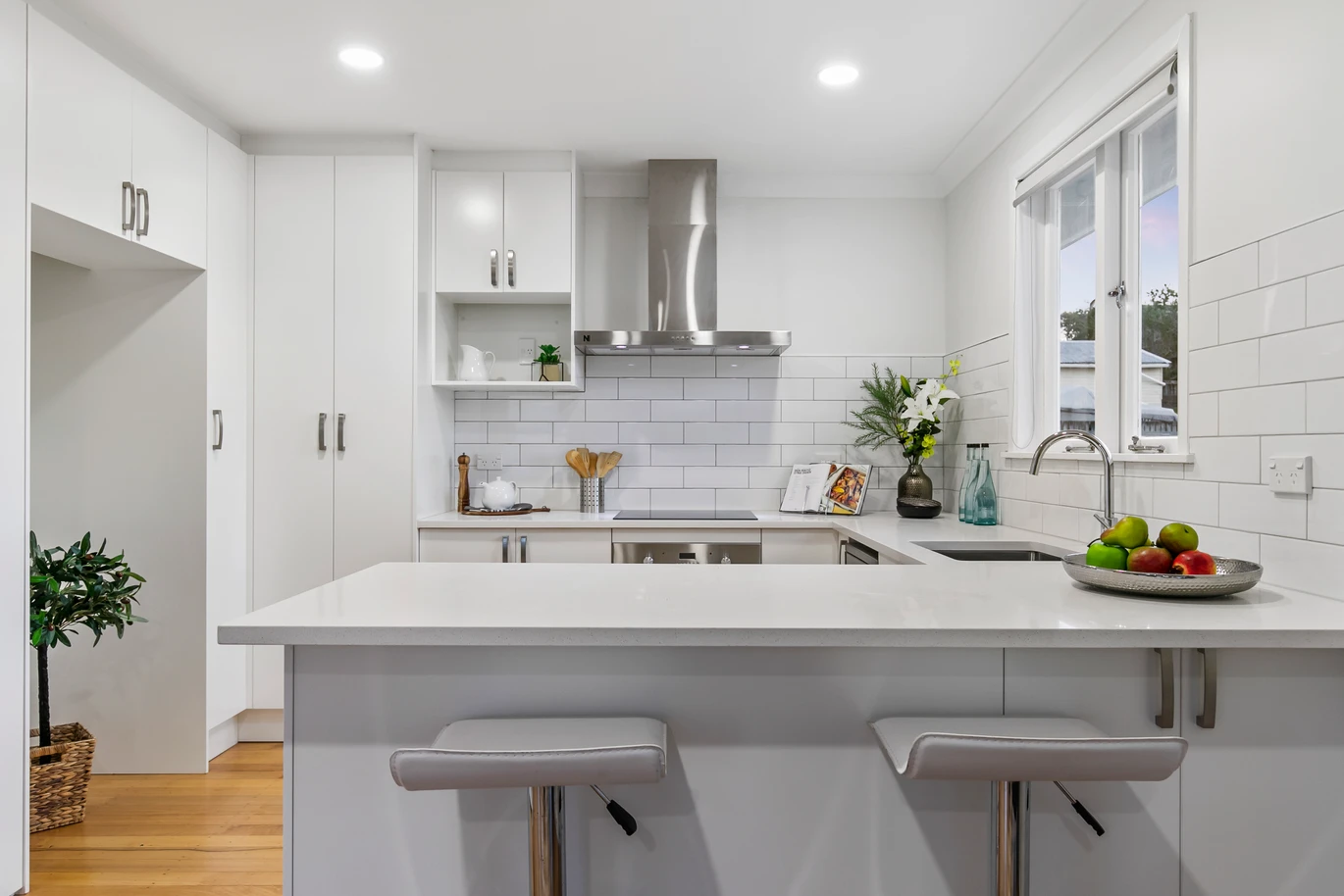 3 beds 1 bath house with garage on 342m2 section, Downstairs rumpus room with generous storage, close to schools, Lynn Mall, Zoned for Arahoe Primary School, Green Bay High School and Blockhouse Bay Intermediate, 8 Gilliam Street New Lynn, Auckland