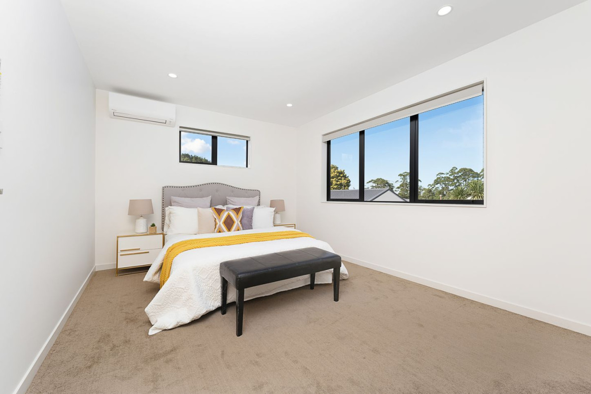 140m2 Brandnew standalone 3 beds + study room 2.5 baths home with garage, close to local schools, public transport, and shops, with easy access to Te Atatu South amenities and a short drive to motorway connections, 29A Mackenzie Street, Te Atatu South, Auckland
