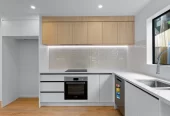 3 beds 2.5 baths home with garage, close to schools, shopping centres, 19D Vida Place, Howick, Auckland