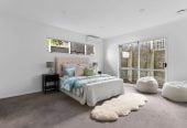 Macleans College zone, 190m2 3 beds 2 baths house with double garage, close to Mellons Bay Beach , MacDonald Walkway and Mcleay Reserve, Howick Village, zoned for Mellons Bay School, Bucklands Beach Intermediate, and Macleans College, 2/9 Colmar Road, Mellons Bay, Auckland