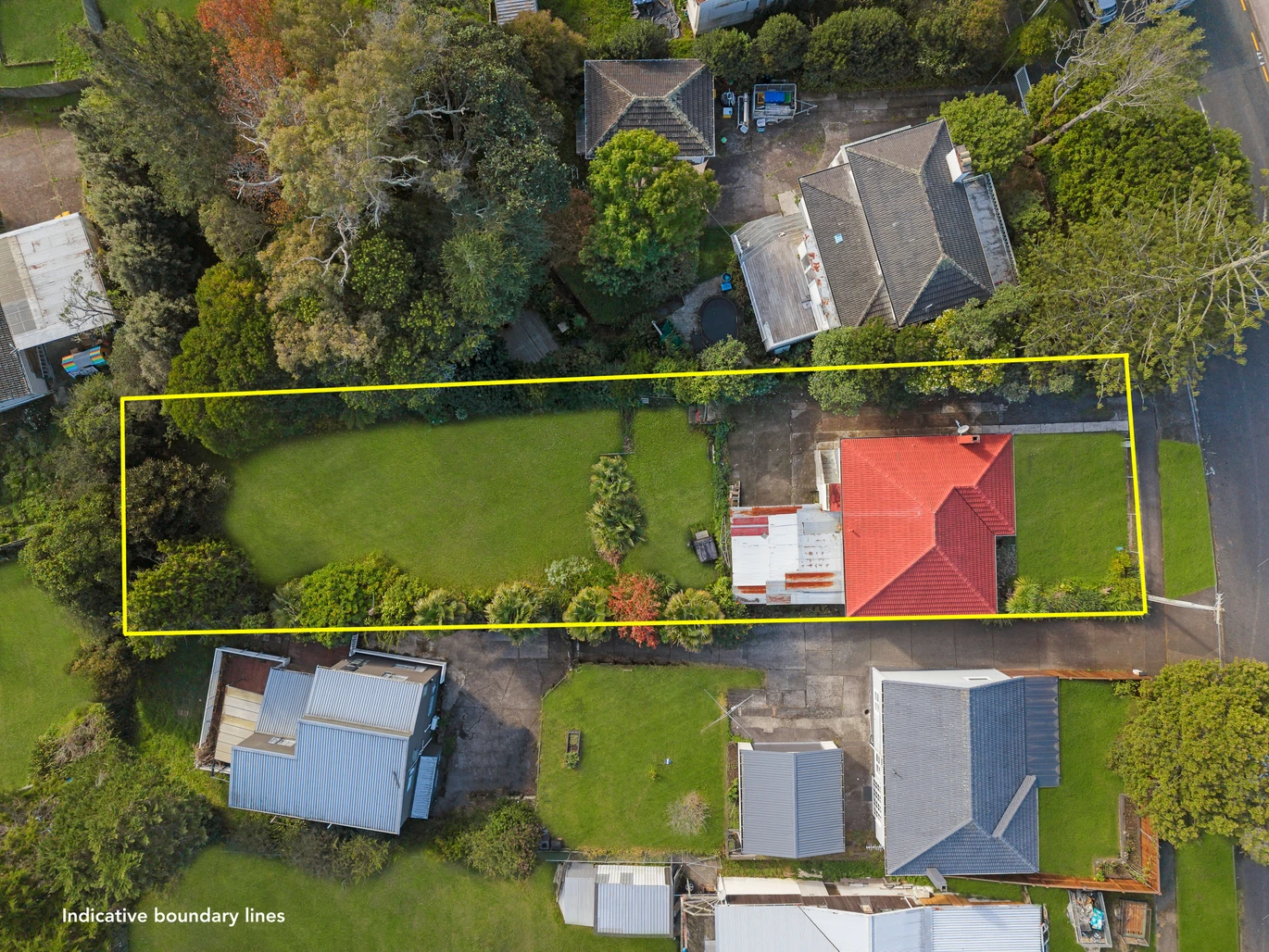 $1 RESERVE., 1012m2 section, Must sell, 3 beds 1 bath house, The vendors are not testing the market. They are selling. When Auction day comes, this property WILL change hands, 109 Rosier Road Glen Eden, Auckland