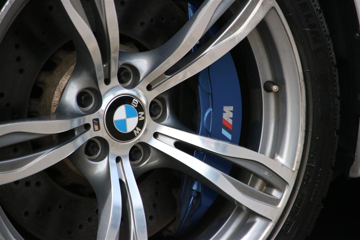 2012 BMW M5 V8 Twin-Turbo,4,400 cc, 141,000 km NZ New, Sedan Tiptronic, 5 seats, Petrol,