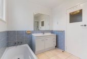 675m2 section, Renovated 4 beds 2 baths house with standalone garage, oned for Anchorage Park School, Pakuranga Intermediate, and Edgewater College, Nearby to Pakuranga Town Centre and a short drive to Botany Town Centre, 9 Osprey Street, Pakuranga, Auckland