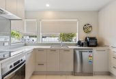 160m2 Brick and tile 3 beds 1 bath house with garage, zoned for Botany Downs School, Howick Intermediate, and Pakuranga College. minutes from Botany Town Centre and Highland Park shopping centres, golf club, 1/20 Solana Court, Botany Downs, Auckland