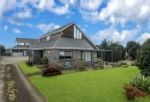Brick and weatherboard 3 beds 2.5 baths house with double garage, within walking distance to the cinema, cafés, shops, restaurants, and other everyday amenities, 112 Edinburgh Street, Pukekohe, Auckland