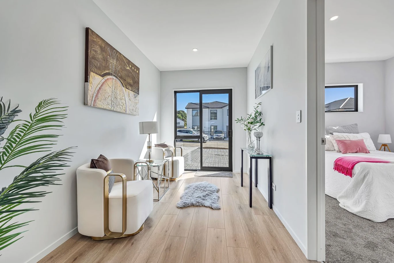 327m2 7 beds ( 5 ensuites) 6.5 baths house with double garage and 2-beds granny, total 6 car parks, close to schools, shopping centre, easy motorway access, 47 Koromeke Street Flat Bush, Auckland