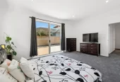 For rent, 4 beds 3 baths house with double garage, Available on 8th June, 74 Baverstock Road, Flat Bush, Auckland