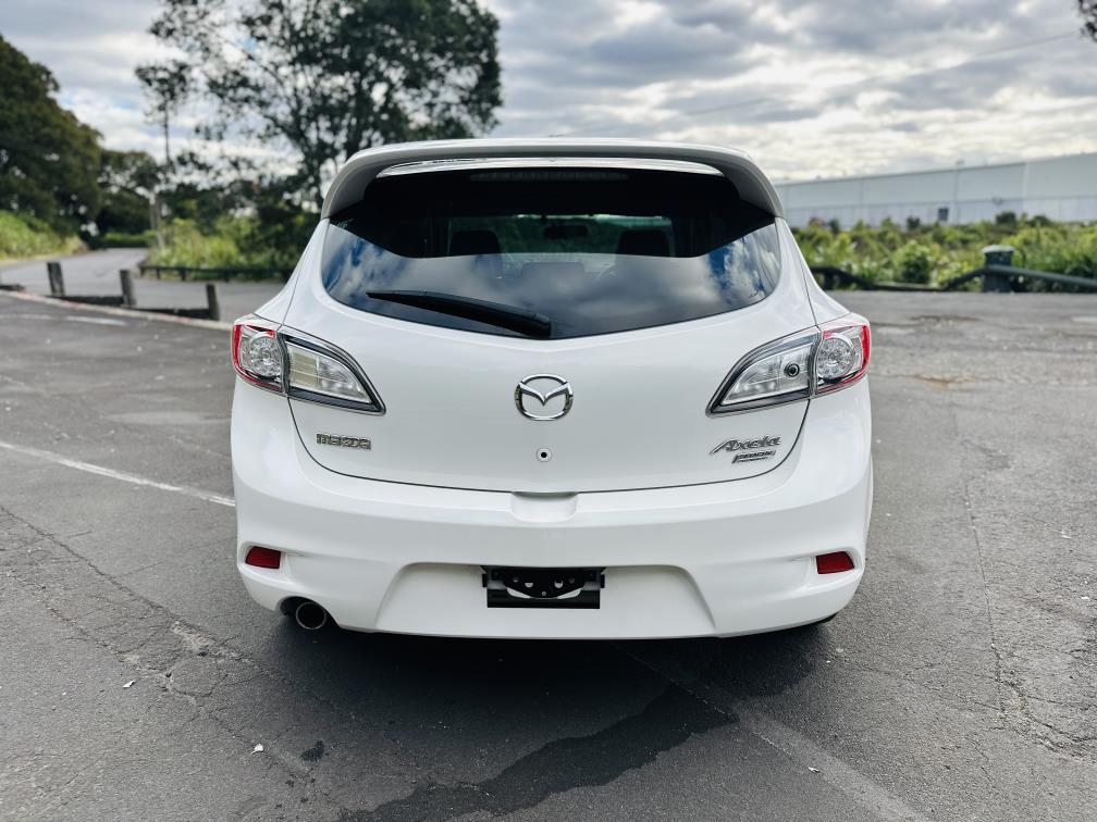 2013 Mazda Axela 20S SPORTS !! SKYACTIVE ENGINE !! Hatchback Tiptronic, 5 seats, New Import, Petrol, 2,000 cc, 65,727 km