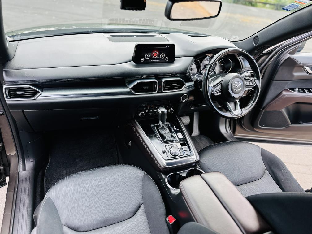 2018 Mazda CX-8 25S SPORTS PROACTIVE !! TOP SPEC !! FULLY LOADED !! RV/SUV Tiptronic, Grey, 7 seats, New Import, Petrol, 2,500 cc, 25,381 km