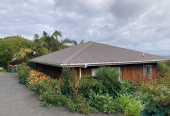 Mortgagee sale, 5 beds 4 baths house with double garage on 8094m2 section, close to Ormiston and Manukau shoppingcentres, motorway access, 378 Redoubt Road, Totara Park, Auckland