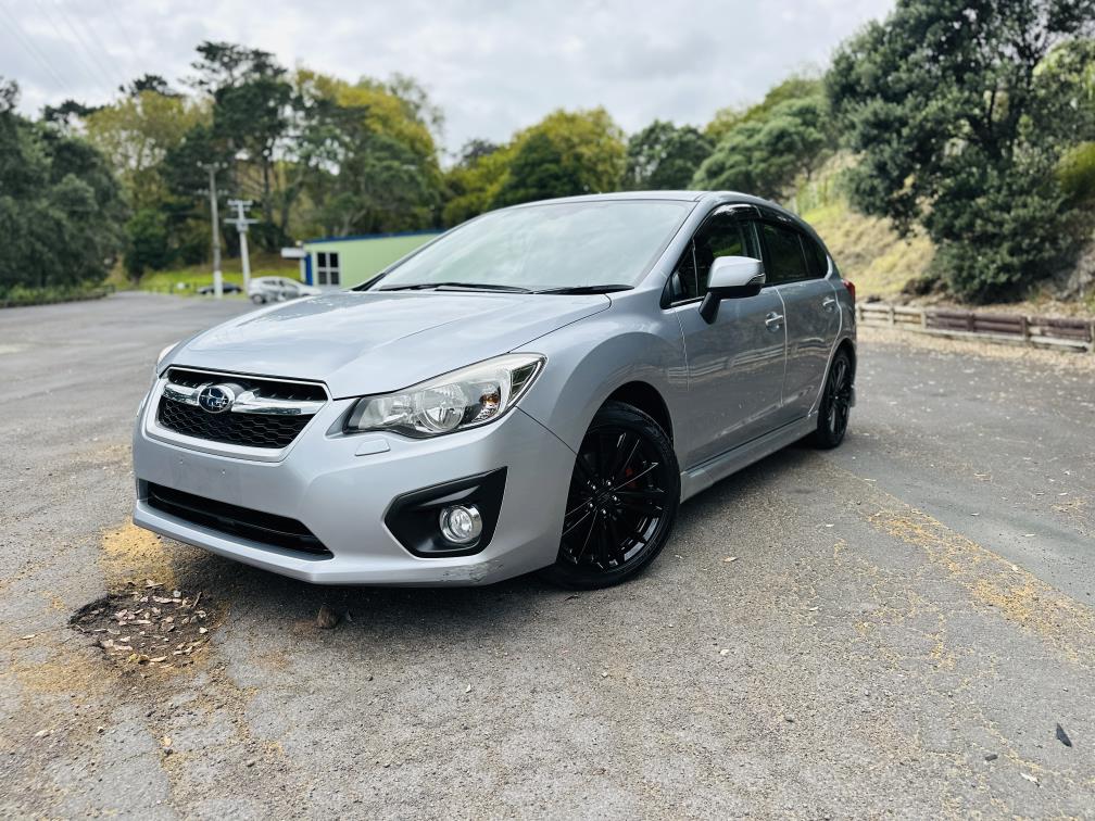2013 Subaru Impreza 2.0I EYESIGHT !! AWD !! HIGH SPEC !! Hatchback Tiptronic, Silver, 5 seats, Petrol, New Import, 2,000 cc, 41,149 km