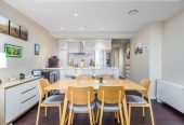 Auckland Girls Grammar school zone, 92m2 Freehold 2 beds 2 baths apartment, 1 secure car park and 2 storage lockers, Residents also benefit from building facilities including a swimming pool and sauna, 1017/41 Beach Road, Auckland Central, Auckland
