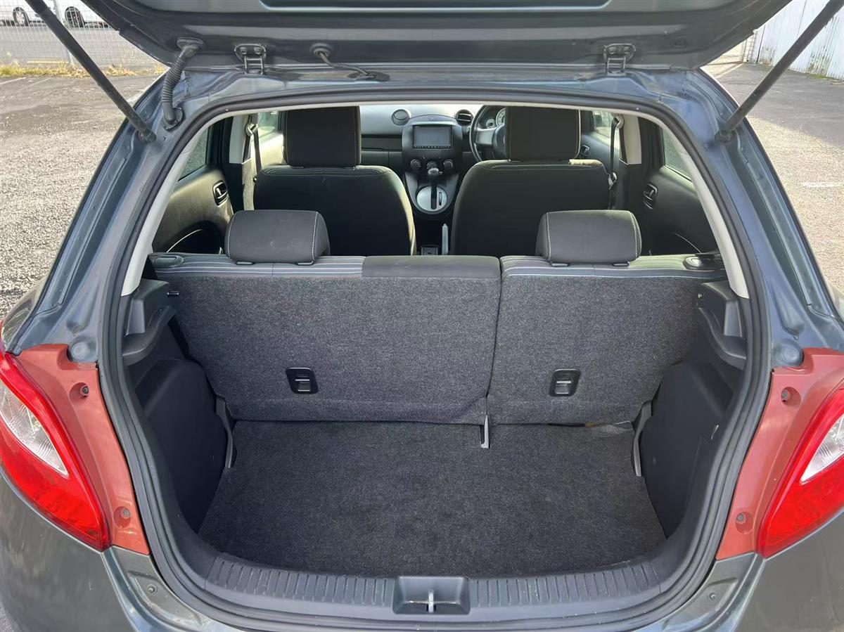 2008 Mazda Demio Hatchback Automatic, 5 seats, Grey, Petrol, 1,340 cc, 168,464 km
