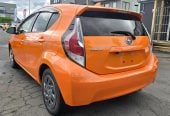 2016 Toyota Aqua **S Package**Push Start**Reversing Camera**Black Mirrors** Hatchback Automatic, 5 seats, Hybrid, 1,496 cc, 95,387 km