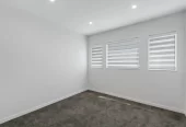 For rent, Brandnew 3 beds 2.5 baths townhouse with garage, Available on 10th June, 11 Shahkot Way, Papatoetoe, Auckland