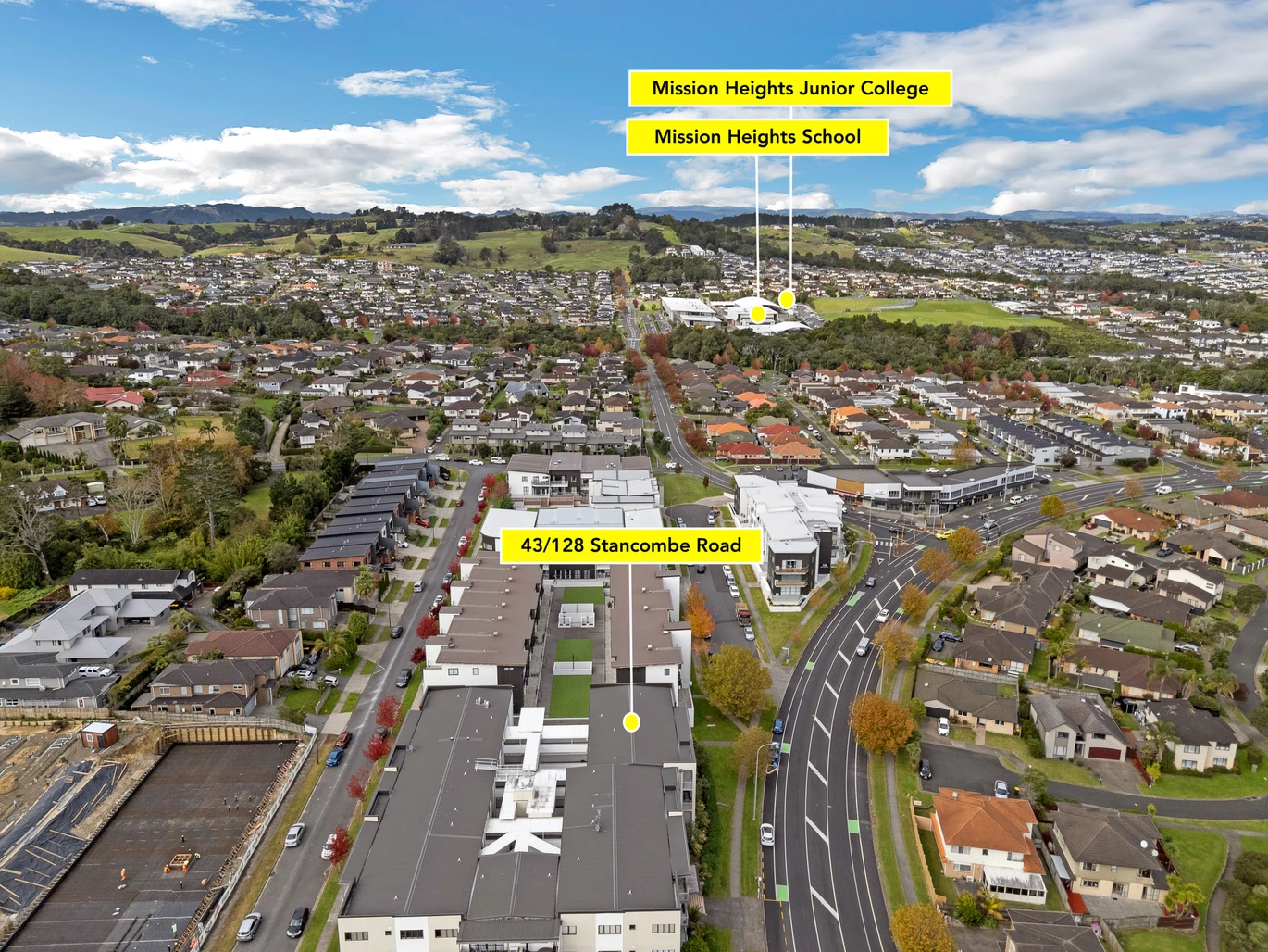 80m2 1 bed 1 bath apartment, 1 Secure underground car park, Private balcony with beautiful views, close to Botany Downs and Ormiston shopping centres, parks, Zoned for excellent local schools, 43/128 Stancombe Road, Flat Bush, Auckland