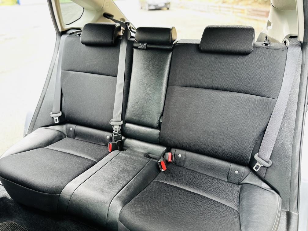 2013 Subaru Impreza 2.0I EYESIGHT !! AWD !! HIGH SPEC !! Hatchback Tiptronic, Silver, 5 seats, Petrol, New Import, 2,000 cc, 41,149 km