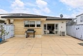 160m2 Brick and tile 3 beds 1 bath house with garage, zoned for Botany Downs School, Howick Intermediate, and Pakuranga College. minutes from Botany Town Centre and Highland Park shopping centres, golf club, 1/20 Solana Court, Botany Downs, Auckland