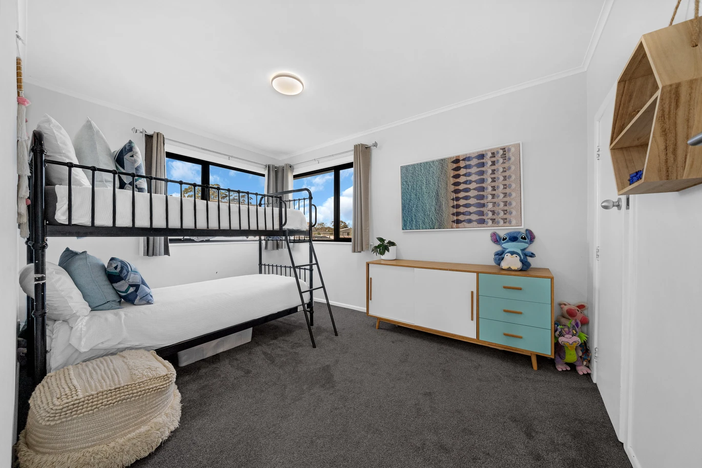 Vendors downsizing, Move-in ready, 3 beds 1 bath house with sleepout, Sunny outdoor entertaining area, Handy to Pakuranga Plaza, local schools, parks and transport, 1/20 Osprey Street Pakuranga,, Auckland