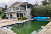 Mortgagee sale, 5 beds 4 baths house with double garage on 8094m2 section, close to Ormiston and Manukau shoppingcentres, motorway access, 378 Redoubt Road, Totara Park, Auckland
