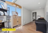 Freehold 754m2 in a Use / Commercial Zone, 300m2 floor area, 4 beds 1 bath house, A high-visibility storefront or office area (2 offices, lounge, kitchenette, toilet), 1 garage space, 2 carport spaces and 5 off street parks, minutes away from major transport links, shopping hubs, and local amenities, 118 Pakuranga Road, Pakuranga, Auckland