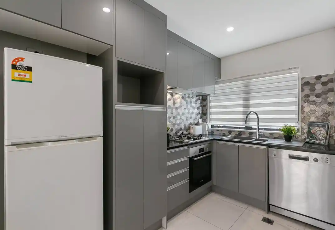 For rent, Brandnew 3 beds 2.5 baths townhouse with garage, Available on 10th June, 11 Shahkot Way, Papatoetoe, Auckland